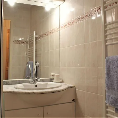 2 Pieces - Pied Des Pistes, Balcon, Piscine, Tennis - 1850 - Fr-1-330-168 Apartment
